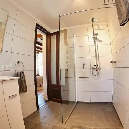 Holiday home Casita Palmera Haria